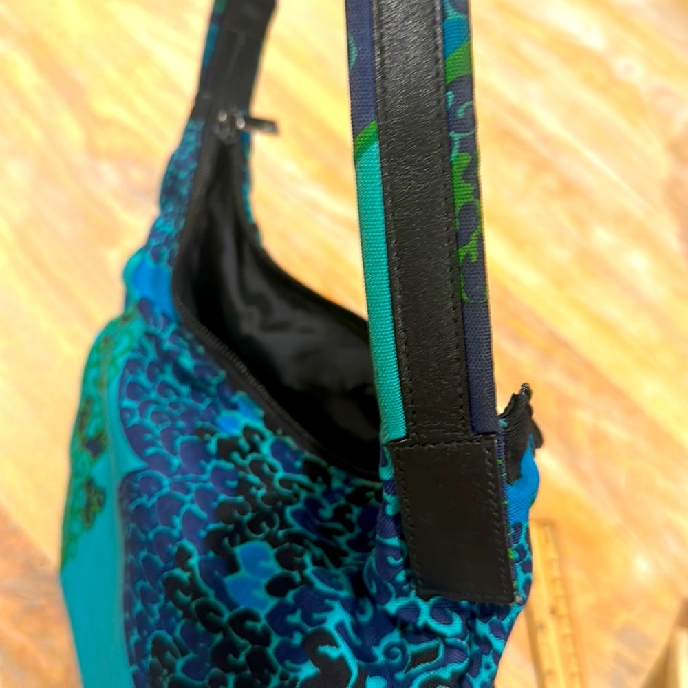 1999 Gucci by Tom Ford Acid Flower Print Nylon Medium Shoulder Bag Blue Flora - Picture 5 of 5